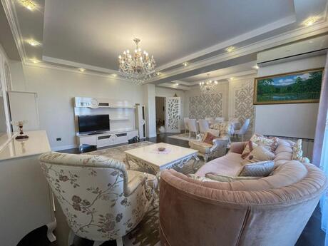 4 otaqlı mənzil, 240 m², İçəri Şəhər: 890 000 ₼ 5
