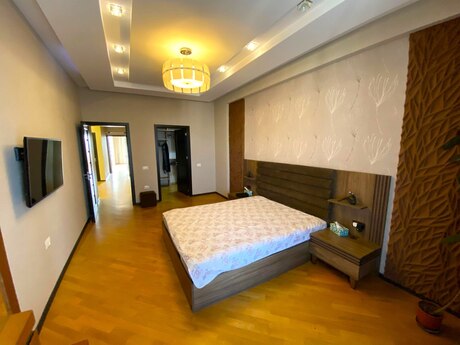 3 otaqlı yeni tikili - Gənclik m. - 160 m²