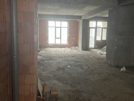 3-комн. новостройка - Насиминский  р. - 155 м²