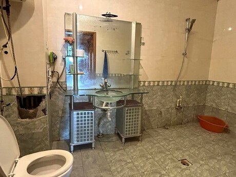4-комн. новостройка - м. Низами - 175 м²