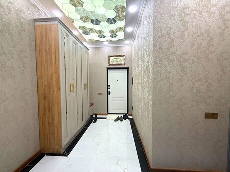 3 otaqlı mənzil, 107 m², Qara Qarayev: 310 000 ₼ 2