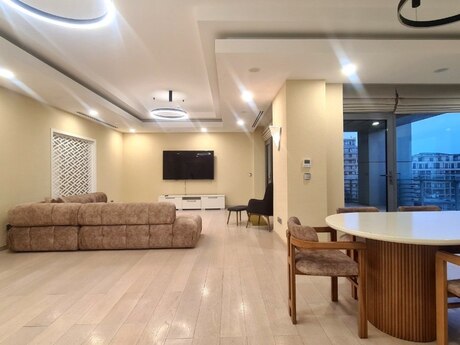 4 otaqlı yeni tikili - İçəri Şəhər m. - 320 m²