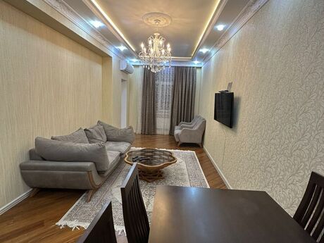 Elan №5714871 - Bakı, Şah İsmayıl Xətai m., 2 otaqlı, 80 m², 10/18 mərtəbə