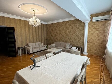 Elan №5715177 - Bakı, Nərimanov r., 3 otaqlı, 120 m², 5/10 mərtəbə