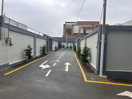 4 otaqlı həyət evi/bağ evi - Görədil q. - 180 m²