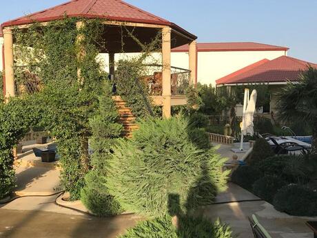6-комн. дом/дача - пос. Мардакан - 450 м²