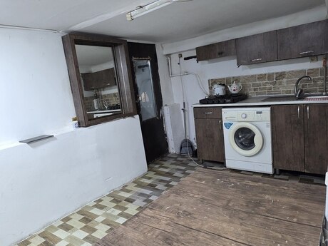1 otaqlı köhnə tikili - Elmlər Akademiyası m. - 40 m²