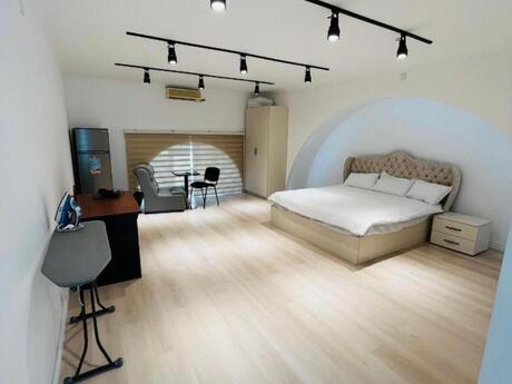 1 otaqlı köhnə tikili - Sahil m. - 49 m²