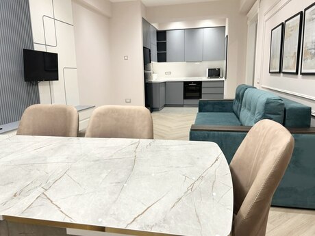 Kirayə 2 otaqlı mənzil, 70 m², Şah İsmayıl Xətai: 1 300 ₼/ay 4