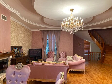 6-комн. дом/дача - пос. Новханы - 400 м²