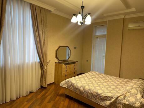 7 otaqlı yeni tikili - Nəsimi r. - 277 m²