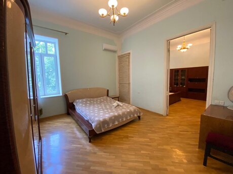 Kirayə 4 otaqlı mənzil, 165 m², Sahil: 1 500 ₼/ay 3