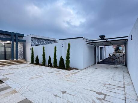 4 otaqlı həyət evi/bağ evi - Şüvəlan q. - 160 m²