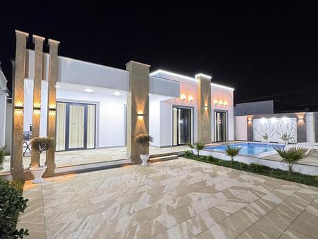 4 otaqlı həyət evi/bağ evi - Şüvəlan q. - 160 m²