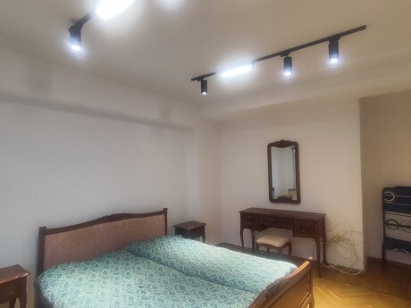 2 otaqlı köhnə tikili - Nəsimi r. - 50 m²