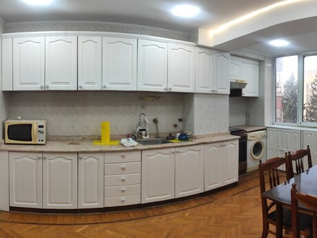 2 otaqlı köhnə tikili - Nəsimi r. - 50 m²