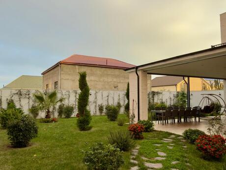 8 otaqlı həyət evi/bağ evi - Badamdar q. - 400 m²