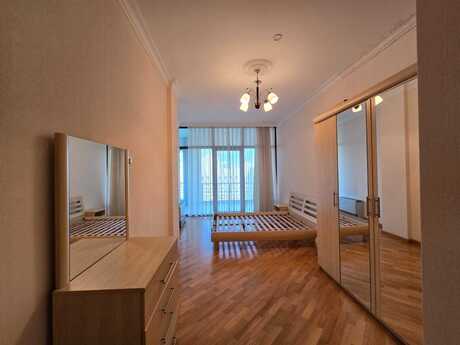4 otaqlı yeni tikili - İçəri Şəhər m. - 250 m²