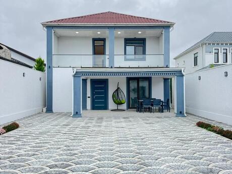 5 otaqlı həyət evi/bağ evi - Mərdəkan q. - 278 m²