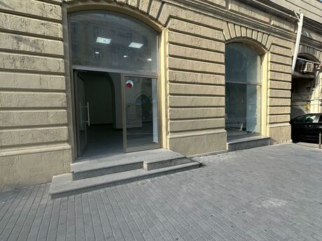 Obyekt - 28 May m. - 160 m²