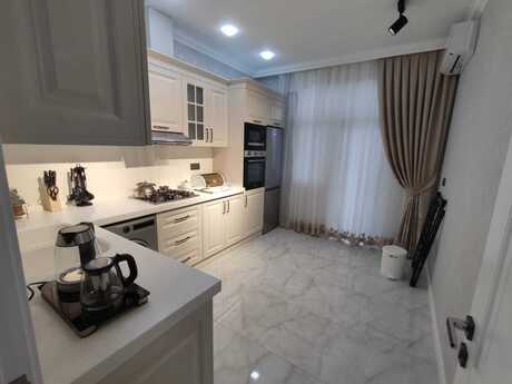 3-room apartment, 137 m², Şah İsmayıl Xətai: 400 000 ₼ 4