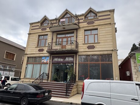 Obyekt - Azadlıq Prospekti m. - 700.3 m²