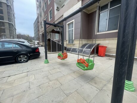 4 otaqlı yeni tikili - Yasamal q. - 174 m²