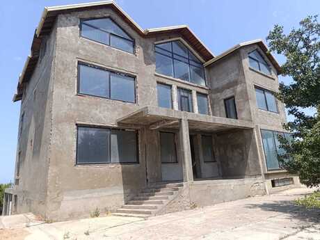 14-комн. дом/дача - пос. Новханы - 820 м²