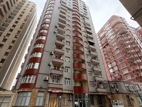 Объявление №5721901 - Баку, м. Шах Исмаил Хатаи, 4-комн., 210 м², 13/18 этаж