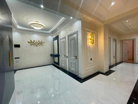 Объявление №5722012 - Баку, м. Нефтчиляр, 4-комн., 140 м², 18/20 этаж