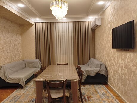 2 otaqlı yeni tikili - 8-ci mikrorayon q. - 105 m²