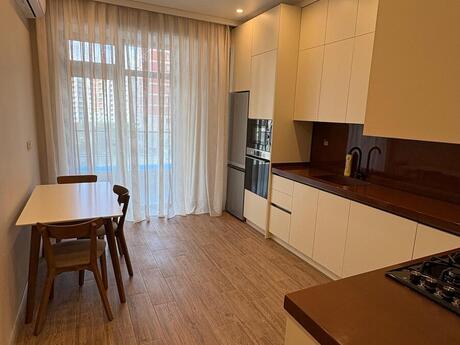 Kirayə 3 otaqlı mənzil, 145 m², Grand Hayat: 1 400 ₼/ay 3