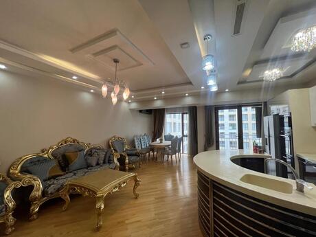 3 otaqlı mənzil, 141 m², Park Azure: 470 000 ₼ 3