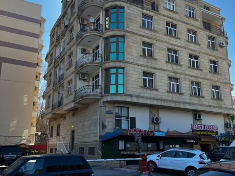 3 otaqlı köhnə tikili - Memar Əcəmi m. - 100 m²