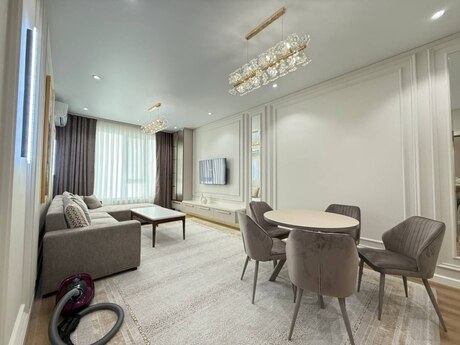 3-room apartment for rent, 120 m², Şah İsmayıl Xətai: 2 000 ₼/mo 2