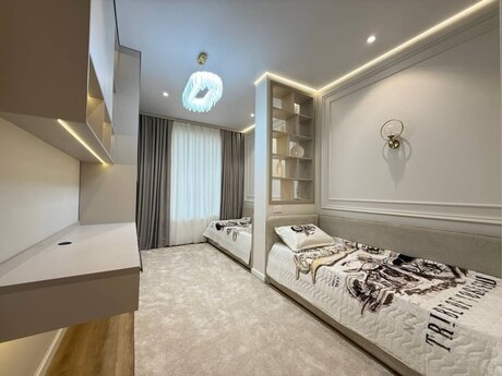 3-room apartment for rent, 120 m², Şah İsmayıl Xətai: 2 000 ₼/mo 4