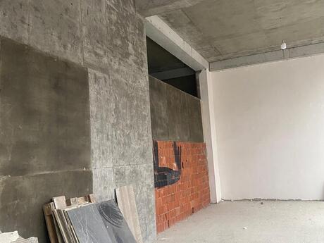 Obyekt - İnşaatçılar m. - 495 m²