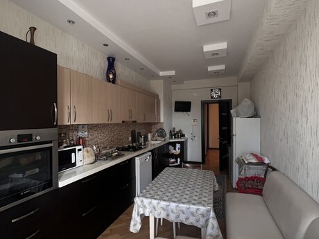 2-комн. новостройка - м. Иншаатчылар - 96 м²