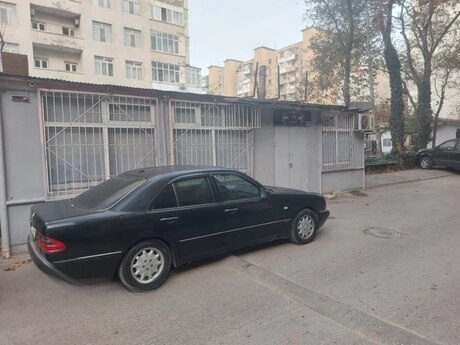 Obyekt - Azadlıq Prospekti m. - 50 m²