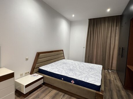 2-комн. новостройка - Насиминский  р. - 90 м²