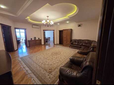 Elan №5724099 - Bakı, İnşaatçılar m., 4 otaqlı, 143 m², 9/18 mərtəbə
