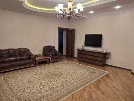 4 otaqlı yeni tikili - İnşaatçılar m. - 143 m²