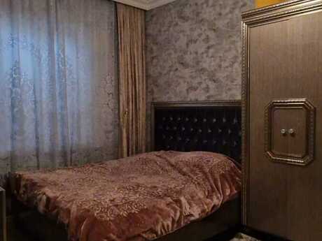 7 otaqlı həyət evi/bağ evi - Sabunçu q. - 300 m²