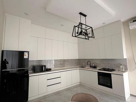 3 otaqlı həyət evi/bağ evi - Maştağa q. - 120 m²