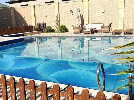 6 otaqlı həyət evi/bağ evi - Şüvəlan q. - 850 m²
