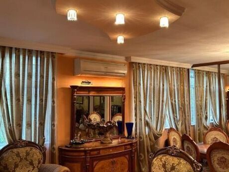 3 otaqlı köhnə tikili - Azadlıq Prospekti m. - 90 m²
