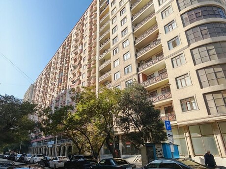 4-комн. новостройка - Наримановский  р. - 215 м²