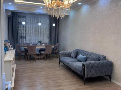 Elan №5725940 - Bakı, 28 May m., 4 otaqlı, 150 m², 8/17 mərtəbə