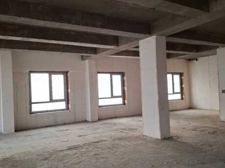 5 otaqlı yeni tikili - Ağ şəhər q. - 450 m²