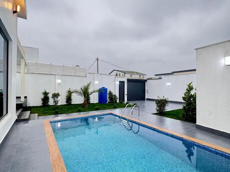 4 otaqlı həyət evi/bağ evi - Şüvəlan q. - 160 m²